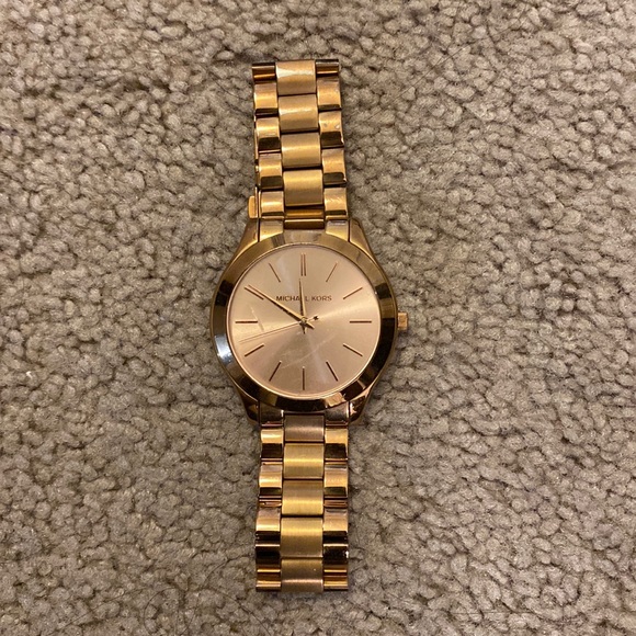 Michael Kors rose gold watch - Picture 1 of 4